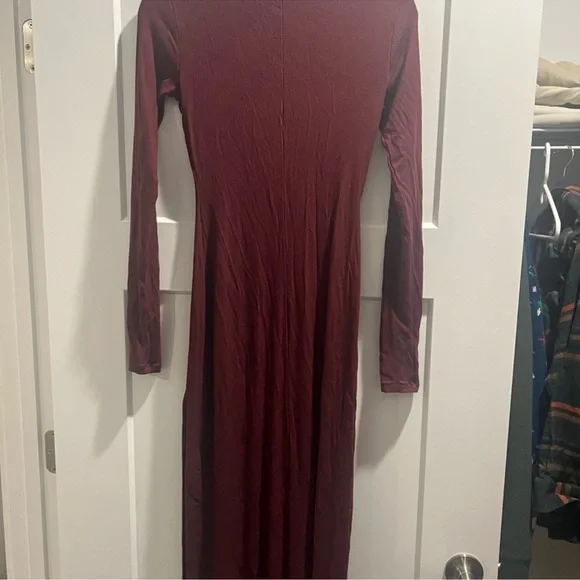 SKIMS Boat Neck Long Dress - Picture 7 of 9